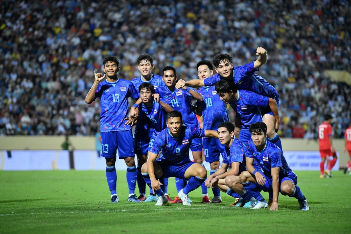 "ฟุตบอลทีมชาติไทย" เก็บชัย  สปป.ลาว ยึดจ่าฝูงกลุ่ม - ลิ่ว 4  ทีม "ซีเกมส์ 2021"