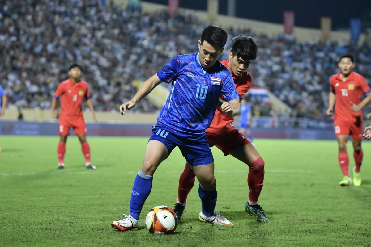 "ฟุตบอลทีมชาติไทย" เก็บชัย  สปป.ลาว ยึดจ่าฝูงกลุ่ม - ลิ่ว 4  ทีม "ซีเกมส์ 2021"