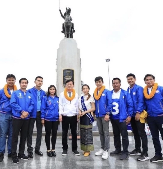 เสี่ยโต พาทีม ส.ก.พลังกรุงเทพ ฝั่งธนบุรี หาเสียง