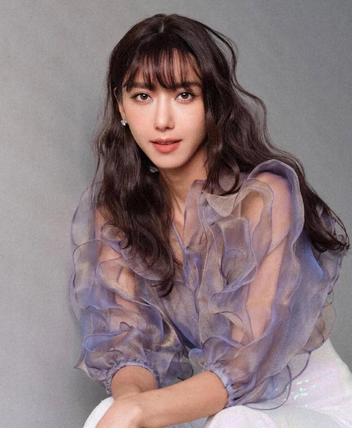 "ไอซ์ อภิษฎา" เคลื่อนไหวแล้ว หลังโดนสงสัยสวมแหวนเพชรนิ้วนางข้างซ้าย