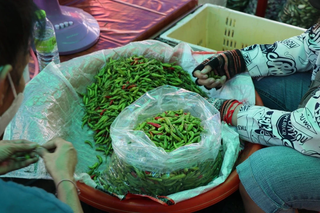 ชอบเผ็ด ๆ กินเต็มที่ 