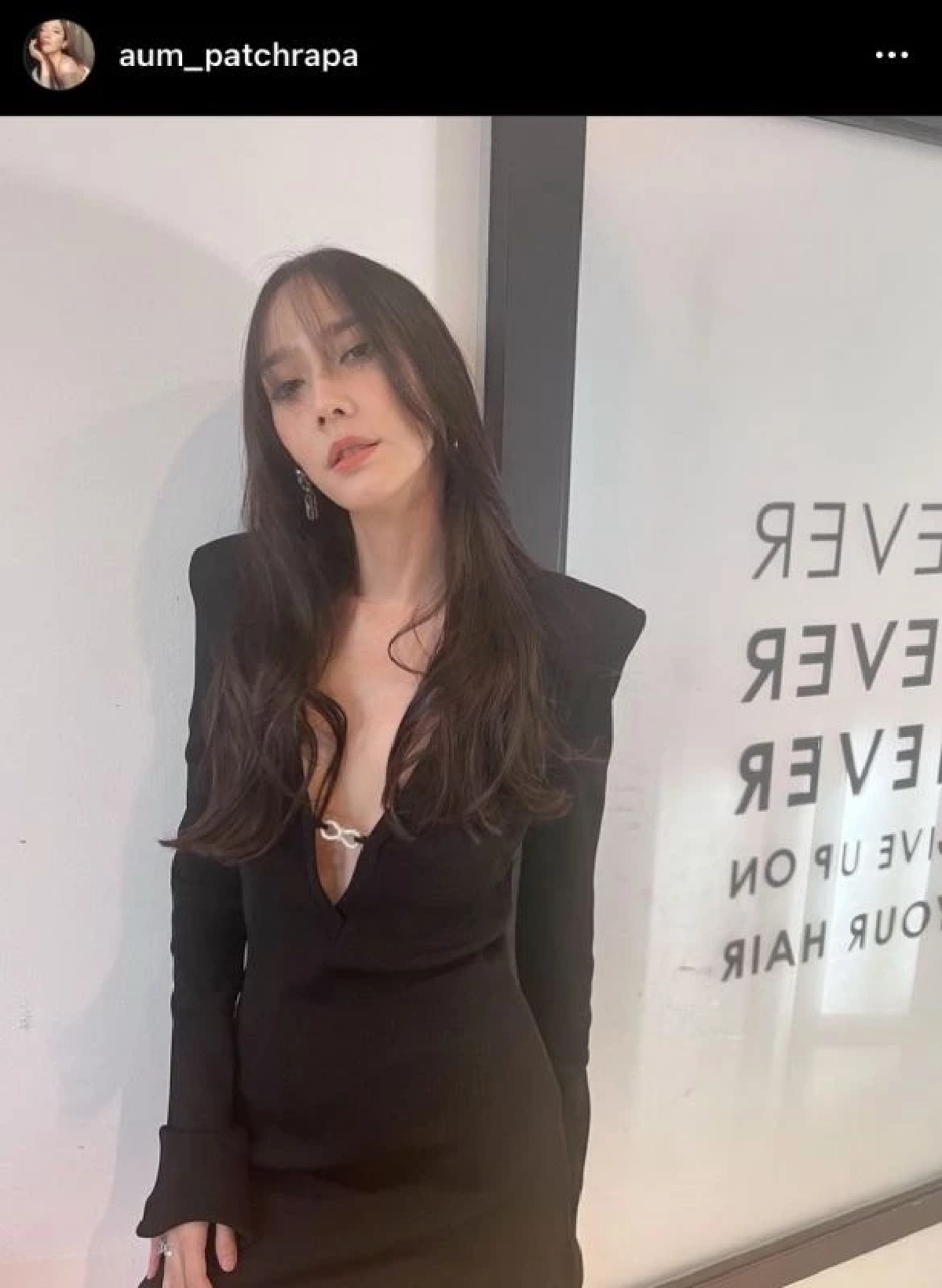 ตัดผมแล้ว "อั้ม พัชราภา" ตัดสินใจอยู่เป็นเดือน