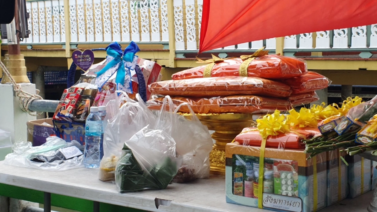 ทำบุญ 100 วัน รำลึก"แตงโม นิดา" พี่ชายย้ำ เรื่องทางคดีปล่อยให้ "ส.ส.เต้"ดูแล
