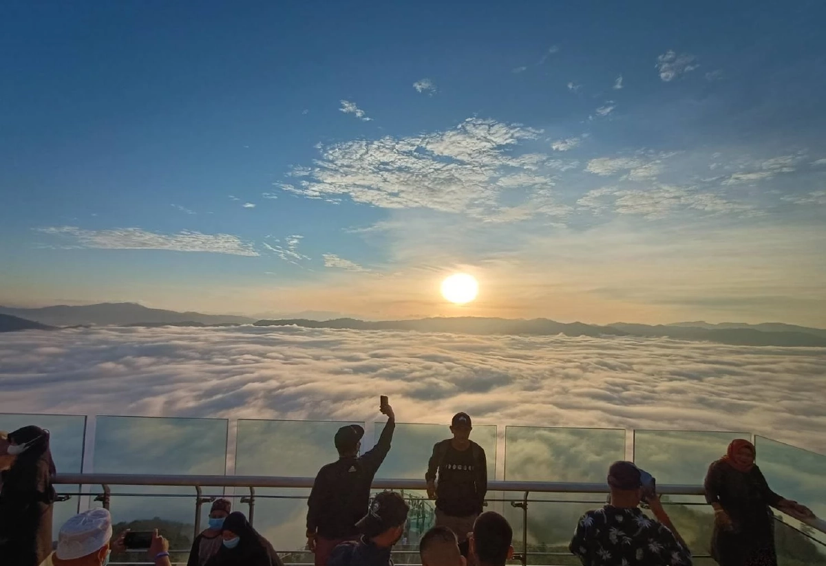 หยุดยาว 3 วัน "เบตง" ใต้สุดแดนสยามท่องเที่ยวคึกคัก 