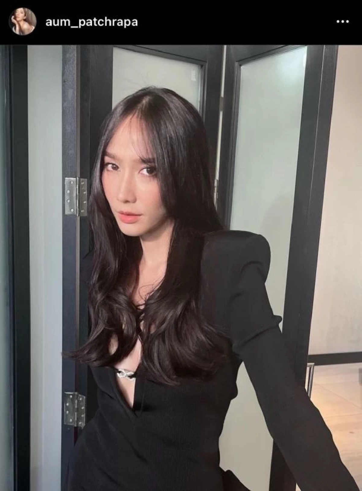 ตัดผมแล้ว "อั้ม พัชราภา" ตัดสินใจอยู่เป็นเดือน