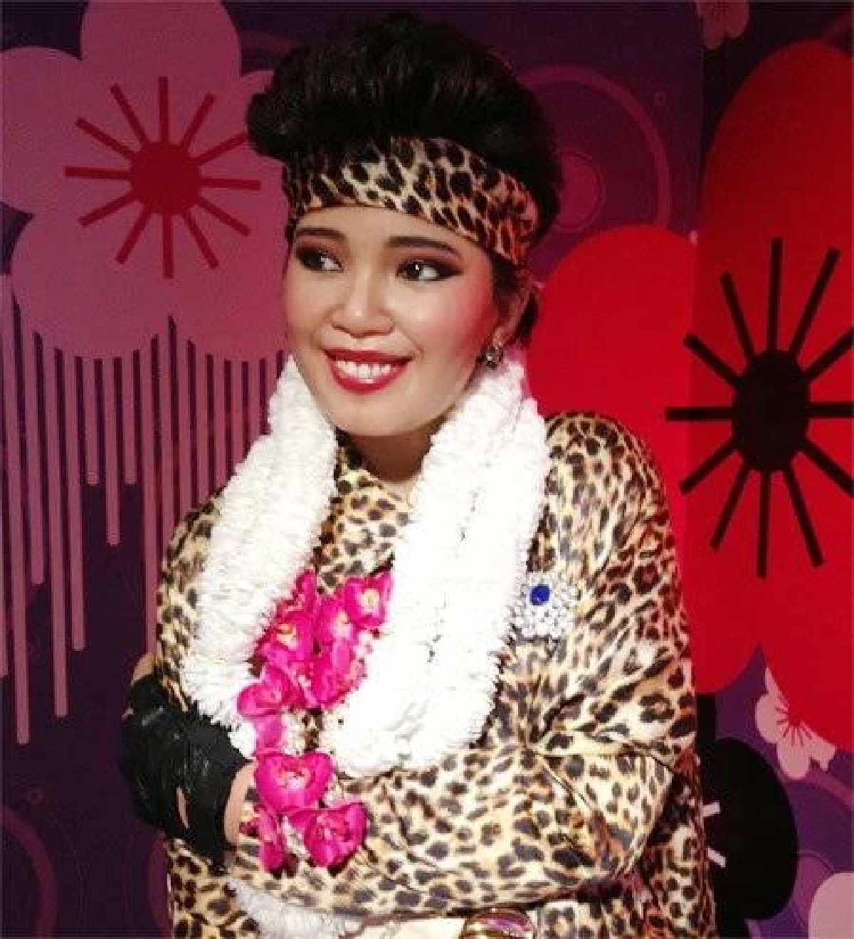 "มิลลิ" ปังเพราะกราบ "หุ่นแม่ผึ้ง พุ่มพวง" เจอแม่ผึ้งสบตา แทบไม่ไหว