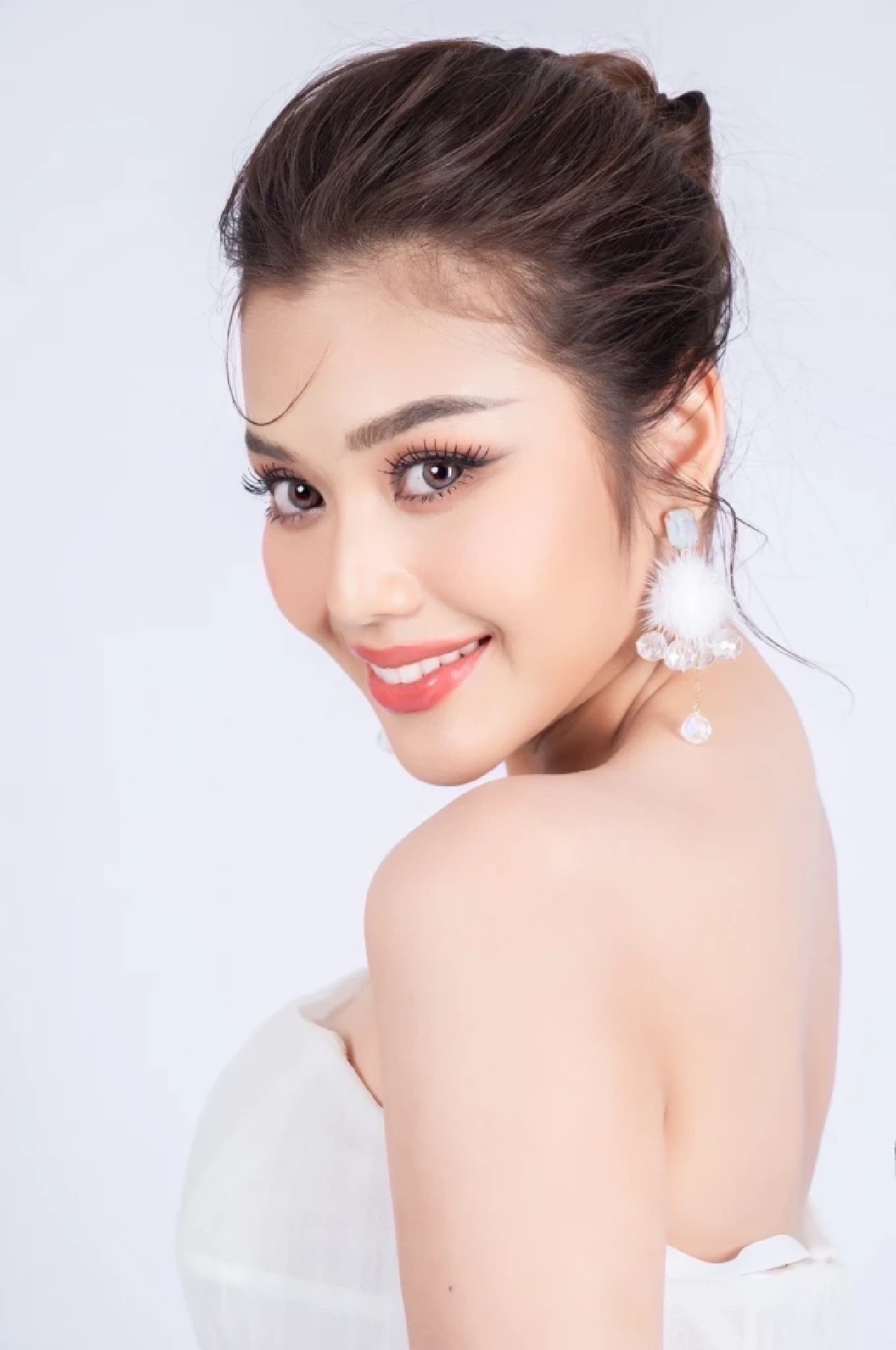 เดือด "ธัญญ่า อาร์สยาม" เจอสาวปริศนาไลน์หา "อ๊อฟ ศุภณัฐ" ขอเป็นโลกอีกใบ