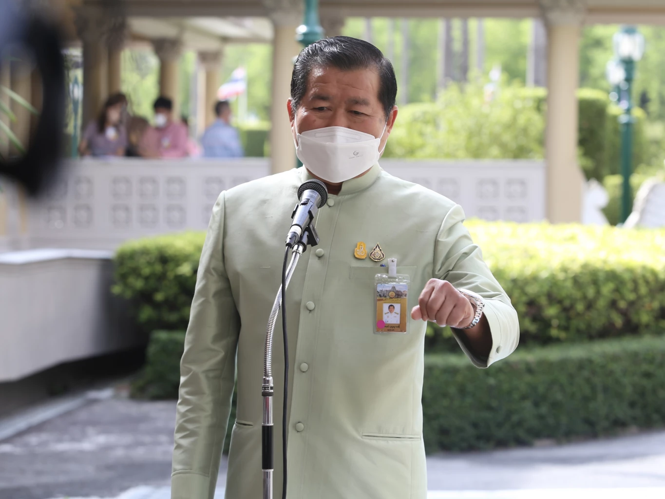 "ฝ่ายค้าน" ยื่น "อภิปรายไม่ไว้วางใจ" รัฐมนตรี 11 คน