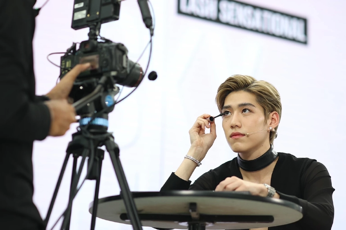 ปัง"พีพี กฤษฏ์" คว้าพรีเซ็นเตอร์ "Maybelline มาสคาร่า" หนุ่มคนแรกของเอเชีย