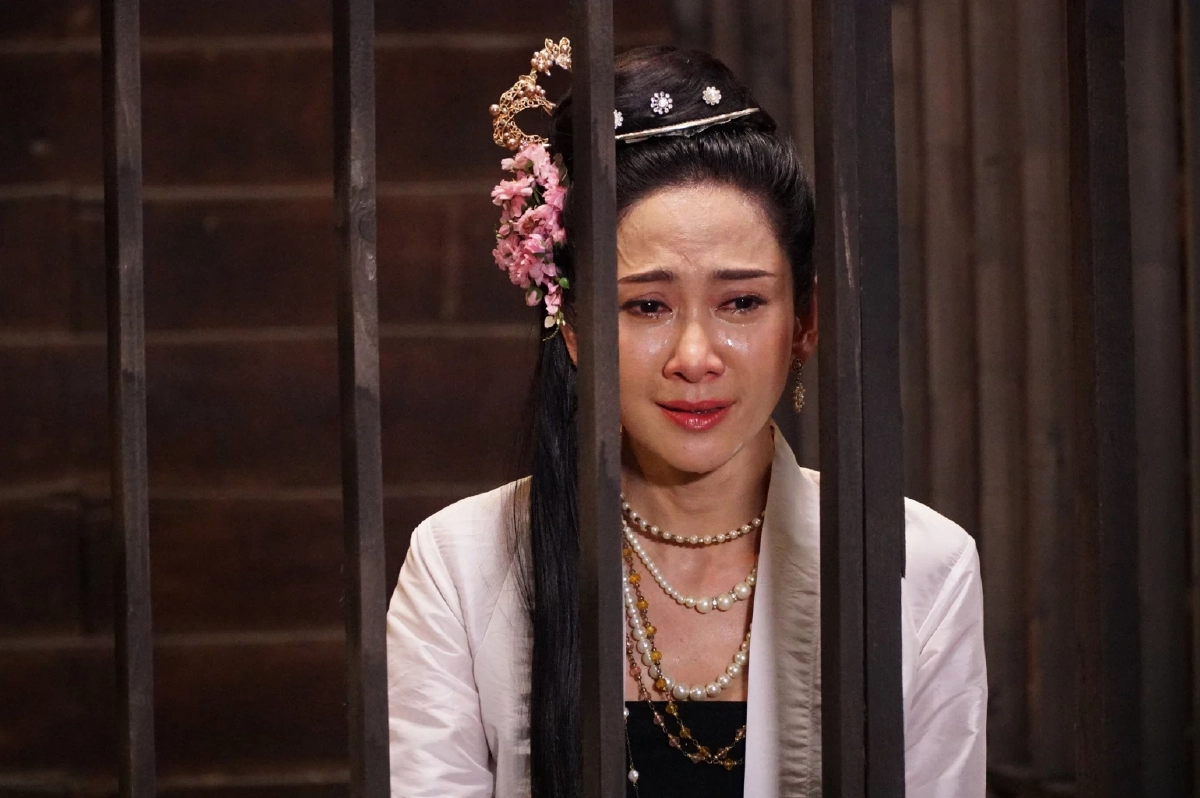 เบื้องหลัง “ยุ้ย จีรนันท์” ในเล่ห์ลุนตยา เป็นแบบนี้ ปล่อยโฮ สมกับดราม่าควีน