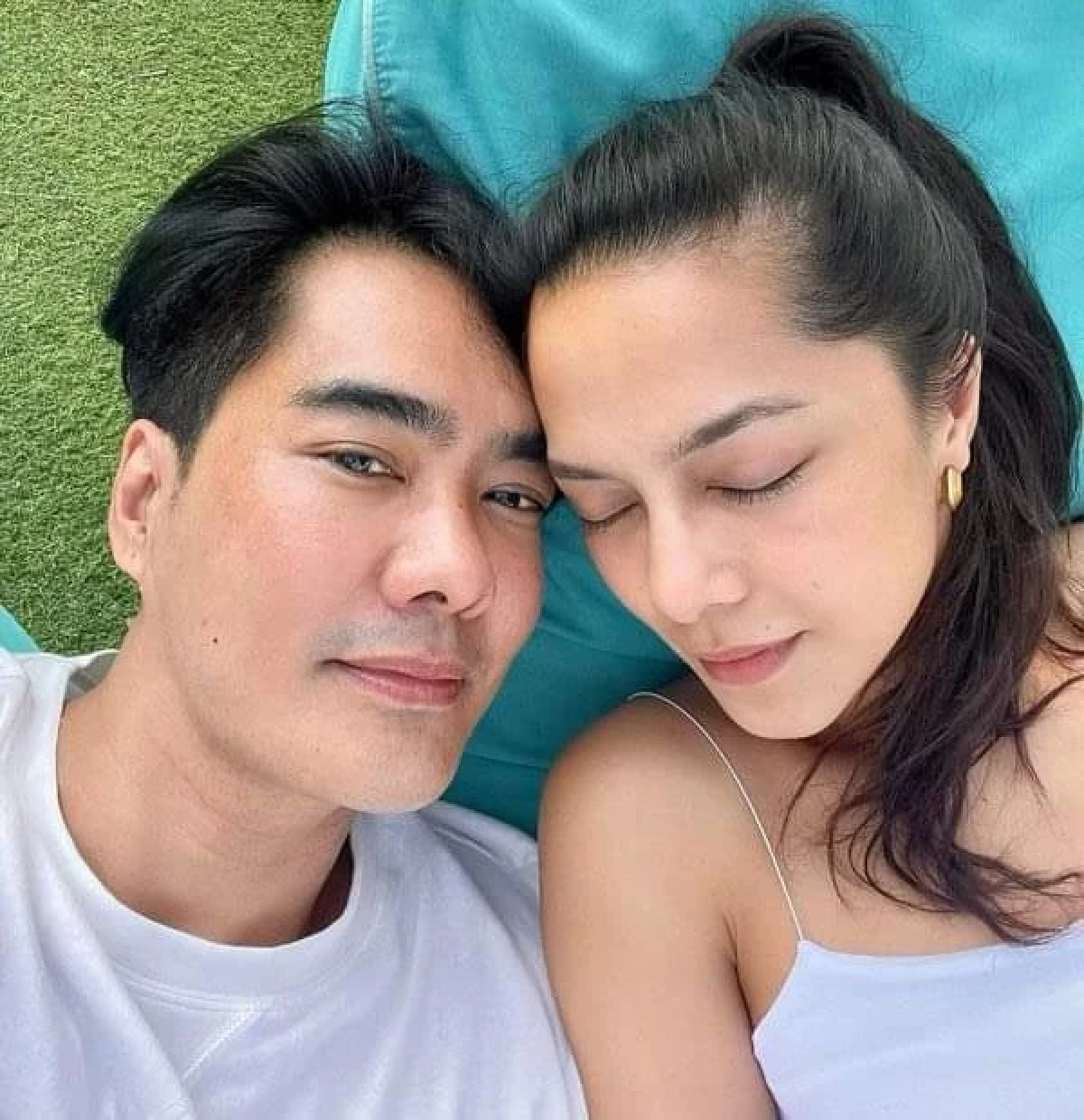 ฮือฮา "เคลลี่ ธนะพัฒน์" มอบแหวนเพชรให้แฟนสาว หรือจะมีข่าวดีอีกรอบ ?