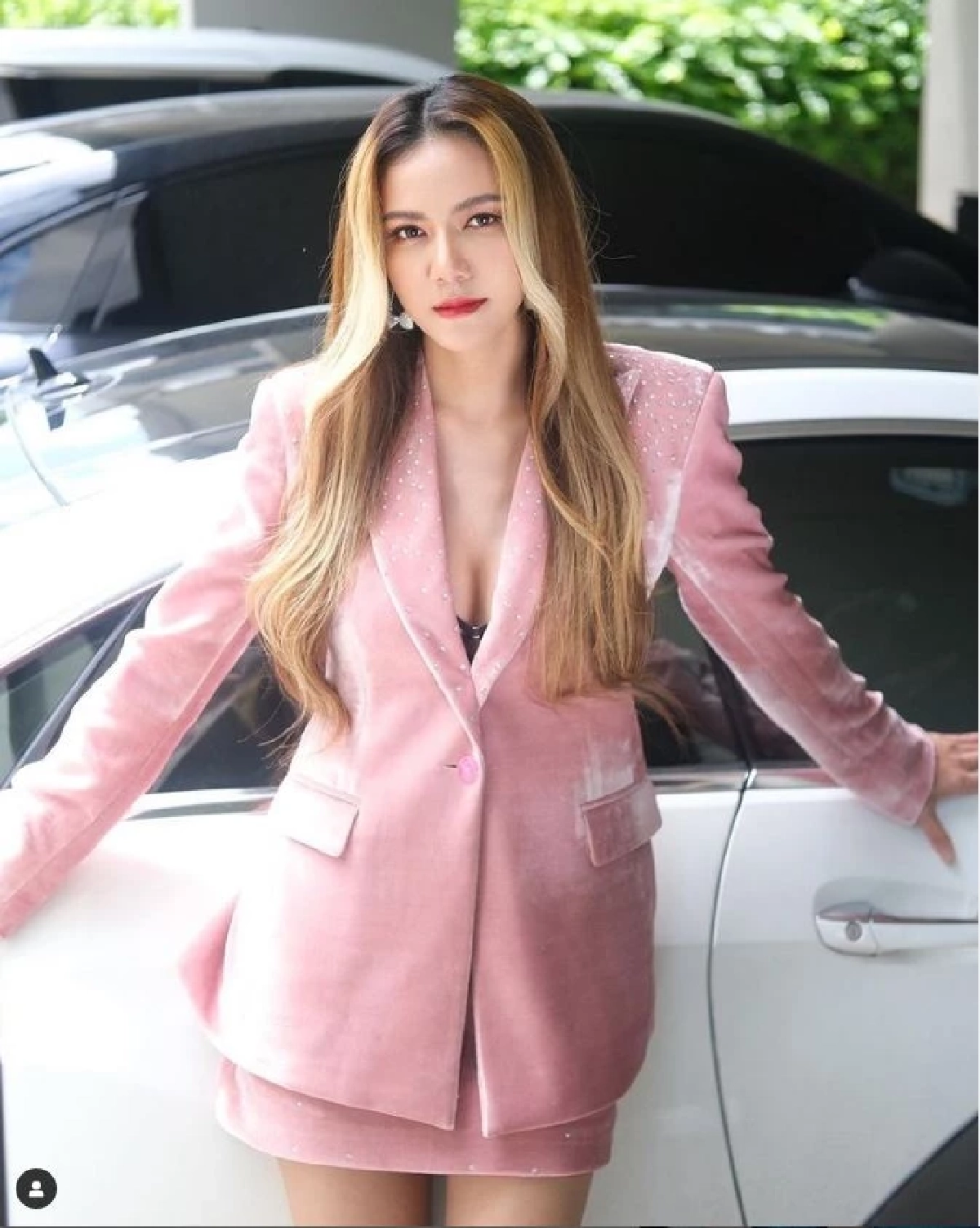 หวิดเส้นเสียงอักเสบ "จ๊ะ นงผณี" เสียงหายแต่โชว์สด สุดใจ เต็มที่ทุกงาน