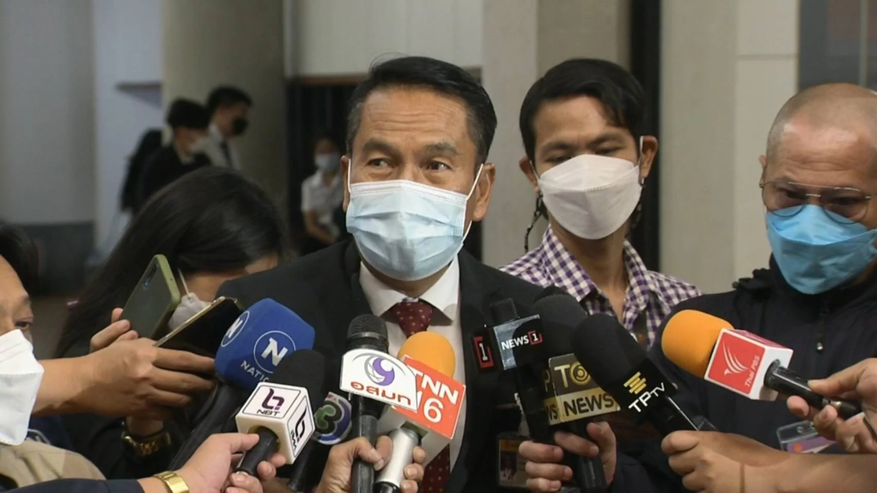 "ฝ่ายค้าน" ยื่น "อภิปรายไม่ไว้วางใจ" 10รัฐมนตรี วันพรุ่งนี้