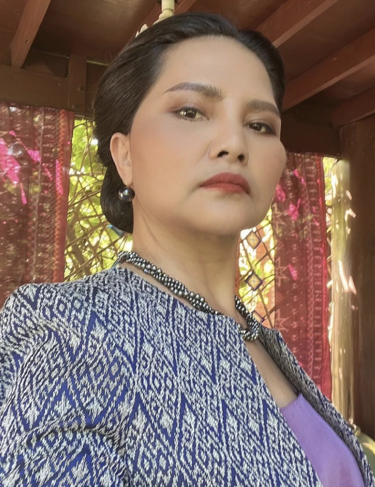 สงสาร "สุนารี" เจอคนขี่มอเตอร์ไซค์กร่าง แจก...วยแต่เช้า ทำอารมณ์บ่จอย