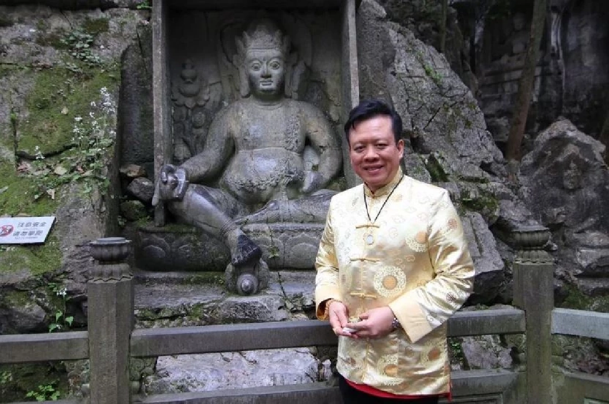 ฤกษ์ดีวันขอโชคลาภ "หมอลักษณ์ เรขานิเทศ" บอกแล้วก่อนหวยออก 1/7/65 ทำอย่างไร