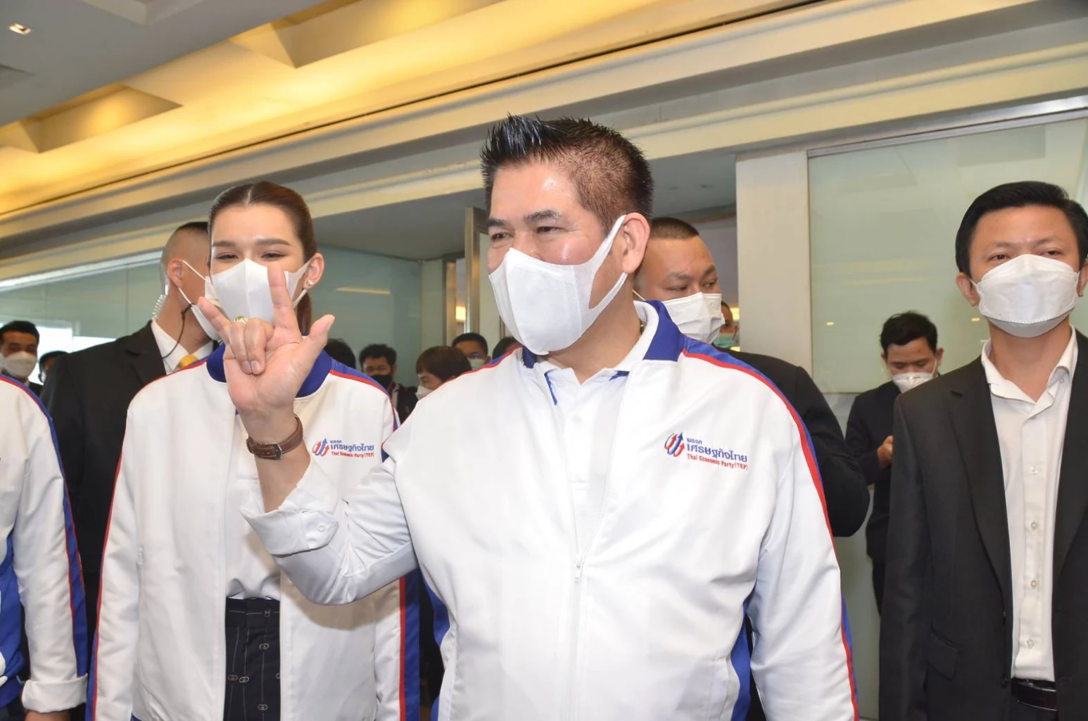 ตามคาด “ธรรมนัส-ไผ่ ลิกค์” นั่งหัวหน้า-เลขาฯ “เศรษฐกิจไทย”