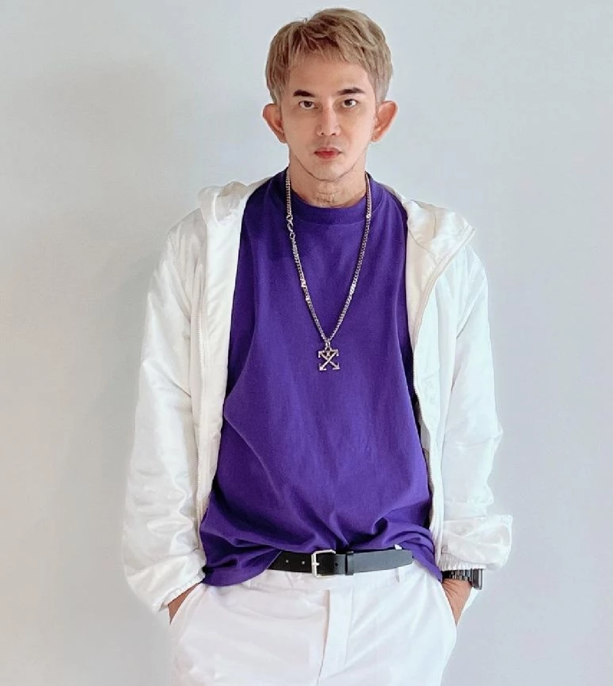อย่ามโน "พชร์ อานนท์"โพสต์ข้อความชี้ชัด ไม่ได้สื่อถึงใครนะจ๊ะ