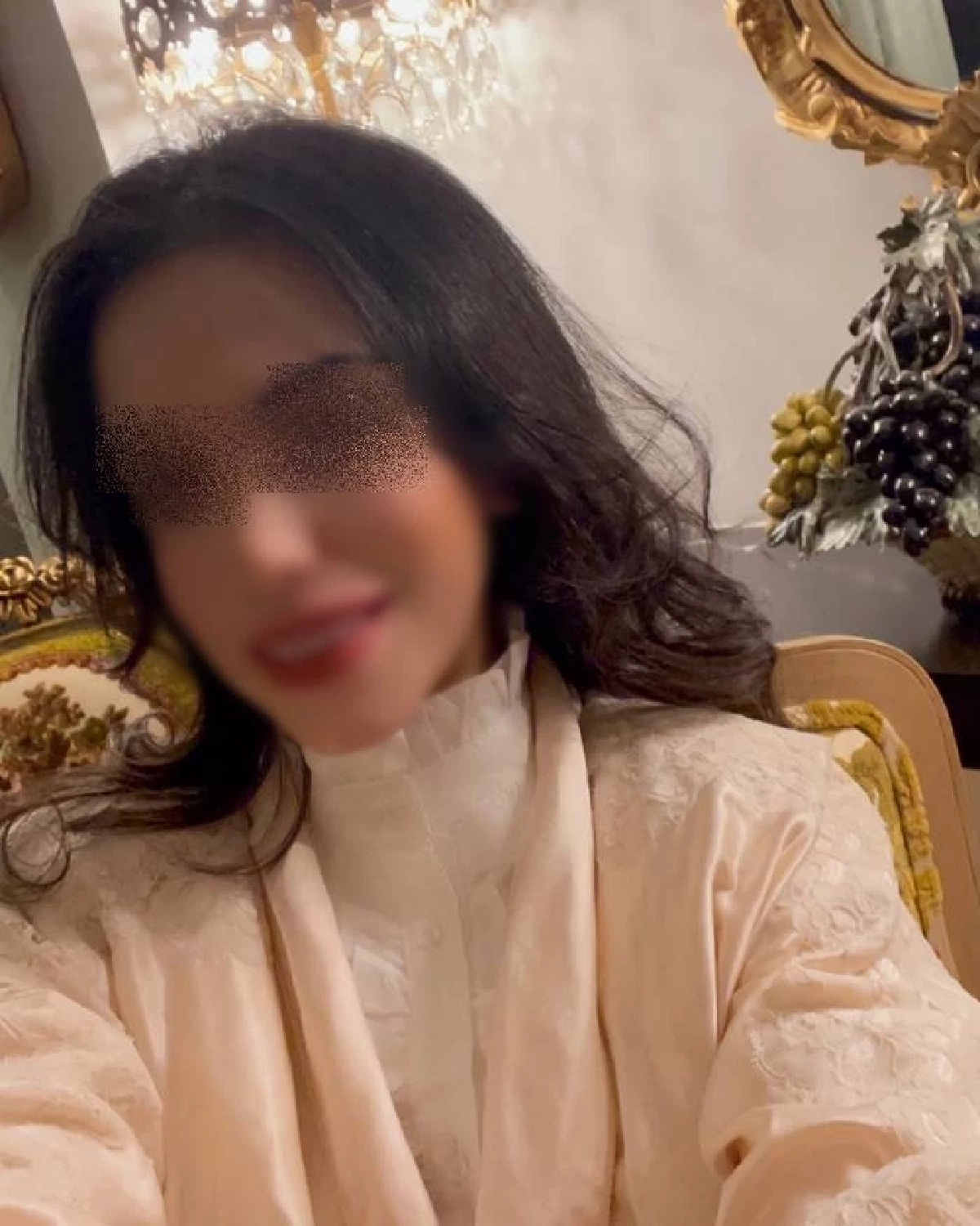 สังหารโหด นักร้องดังวัย 21 ถูกสามีวัย 79 ยิงดับคาร้านอาหาร