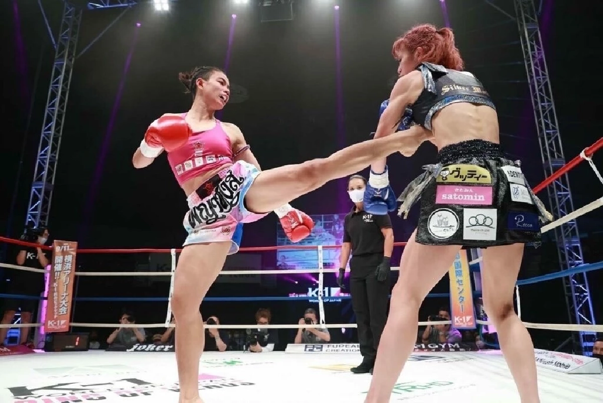 ปังไม่แพ้กันลูกพี่ลูกน้อง "ลิซ่า BLACKPINK" เป็นสาวไทยคนแรกคว้าแชมป์ K-1