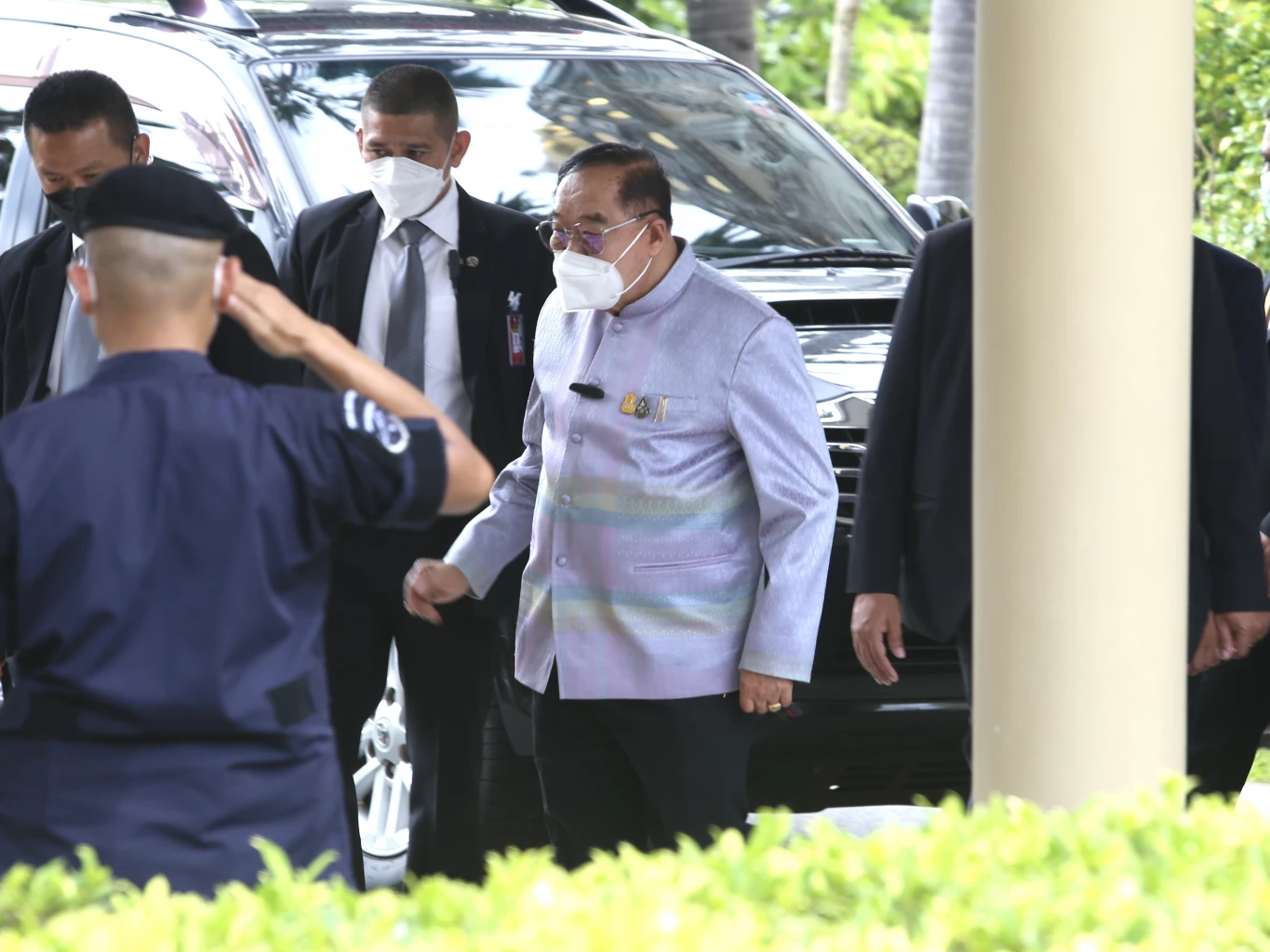 "ฝ่ายค้าน" ยื่น "อภิปรายไม่ไว้วางใจ" รัฐมนตรี 11 คน