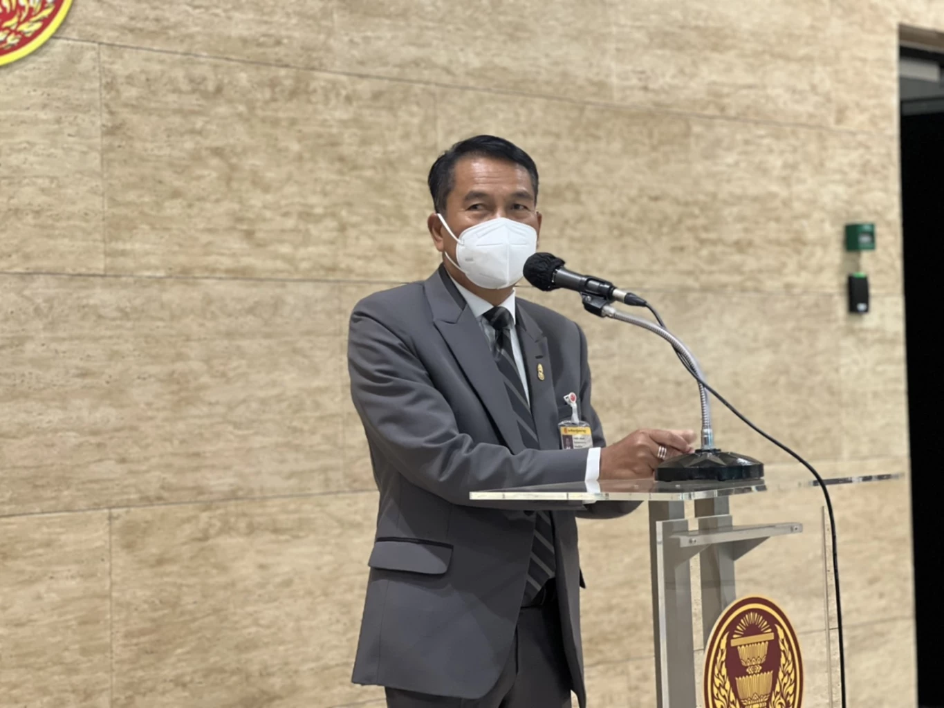 ฝ่ายค้าน ไม่เอา พ.ร.บ. "คู่ชีวิต" หาแนวร่วมรับหลักการ พ.ร.บ. "สมรสเท่าเทียม"