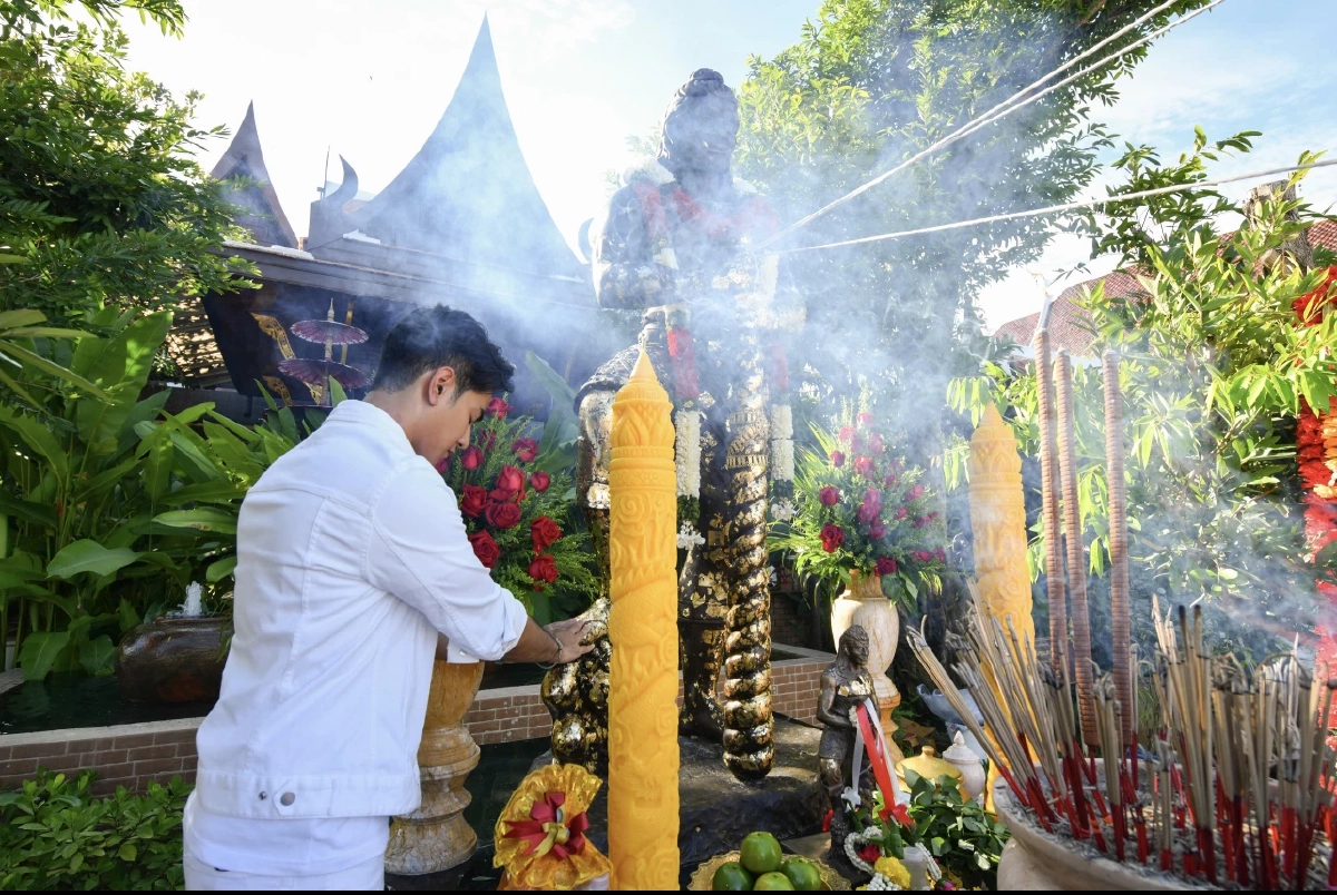 ขนลุก "โต๊ด อัครัช" เชื่อไหว้ขอพลังท้าวเวสสุวรรณ ทำละครชน 3 เรื่องจุกๆ