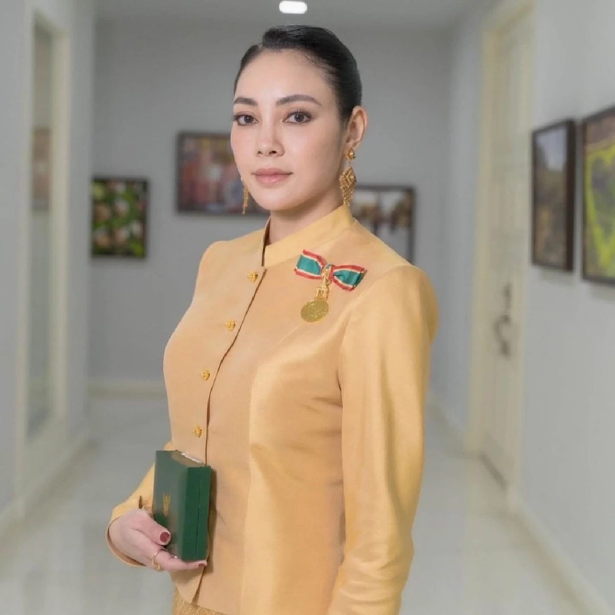 ชื่นชม "ตั๊ก บงกช" เข้ารับพระราชทานเครื่องราชอิสริยาภรณ์ 