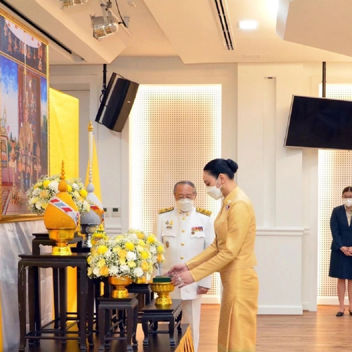 ชื่นชม "ตั๊ก บงกช" เข้ารับพระราชทานเครื่องราชอิสริยาภรณ์ 