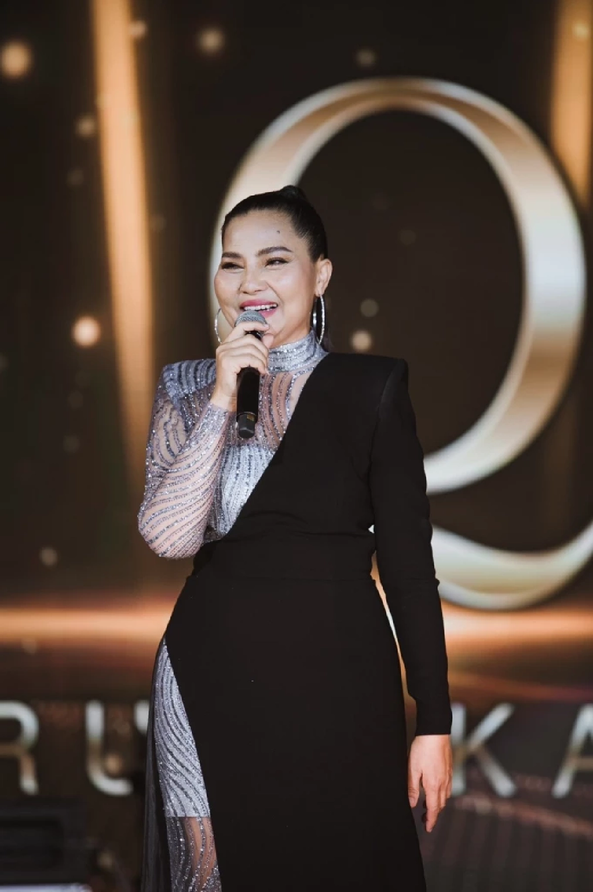 "คนบันเทิง" แจ้งเกิดเพราะ สิ่งศักดิ์สิทธิ์? ใครบ้างนะ กับ 3 เพลงในตำนานติดหู