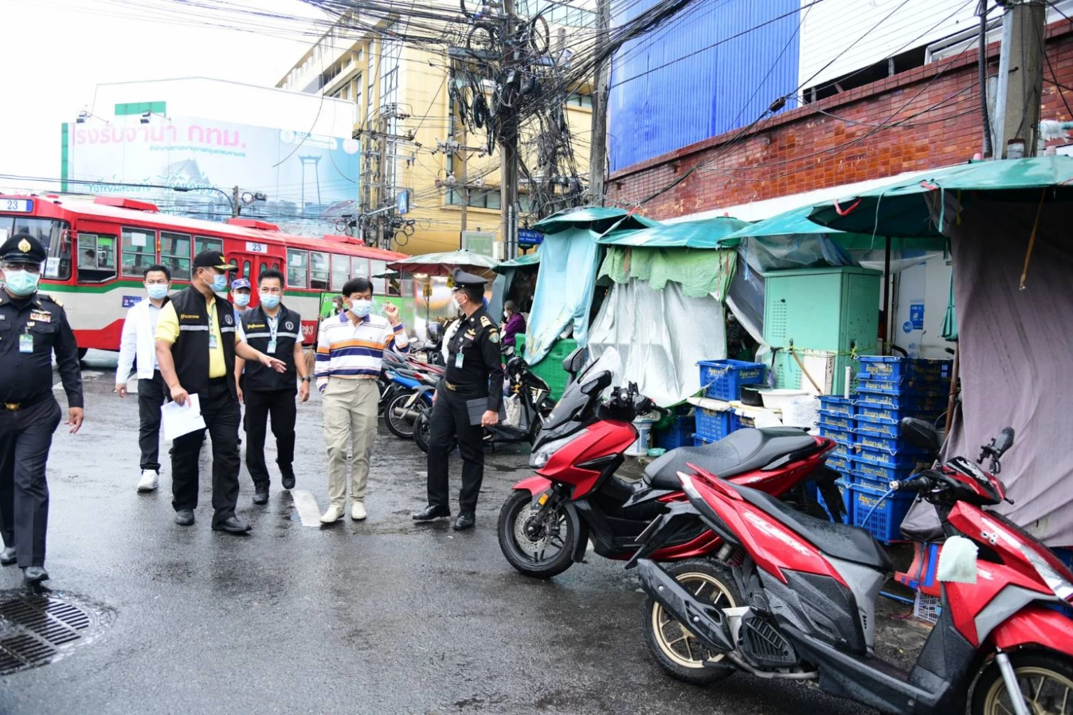 "กทม"ตรวจ 8 จุด การค้าย่านดุสิต แชร์พื้นที่ทางเท้าและคนเดินถนนใช้ร่วมกัน