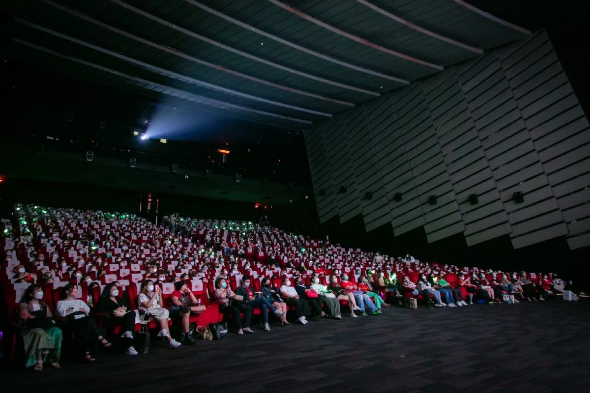 ฟินทั้งโรงกับ"พี่แจ็ค"และศึกแดงเดือดบนจอยักษ์ ครั้งแรกในไทยที่เอส เอฟ