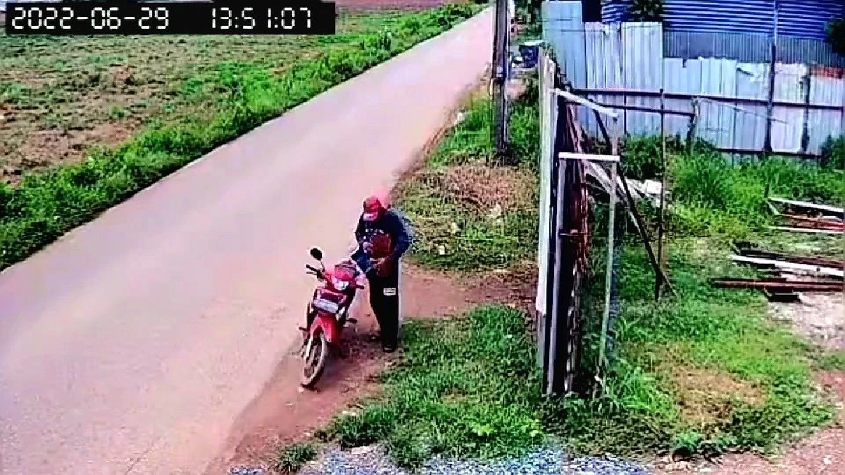 ฟังชัดๆจากปากลุง"ขายลอตเตอรี่" เลขอะไร ให้ใครทำไมไม่เห็นคนซื้อ 