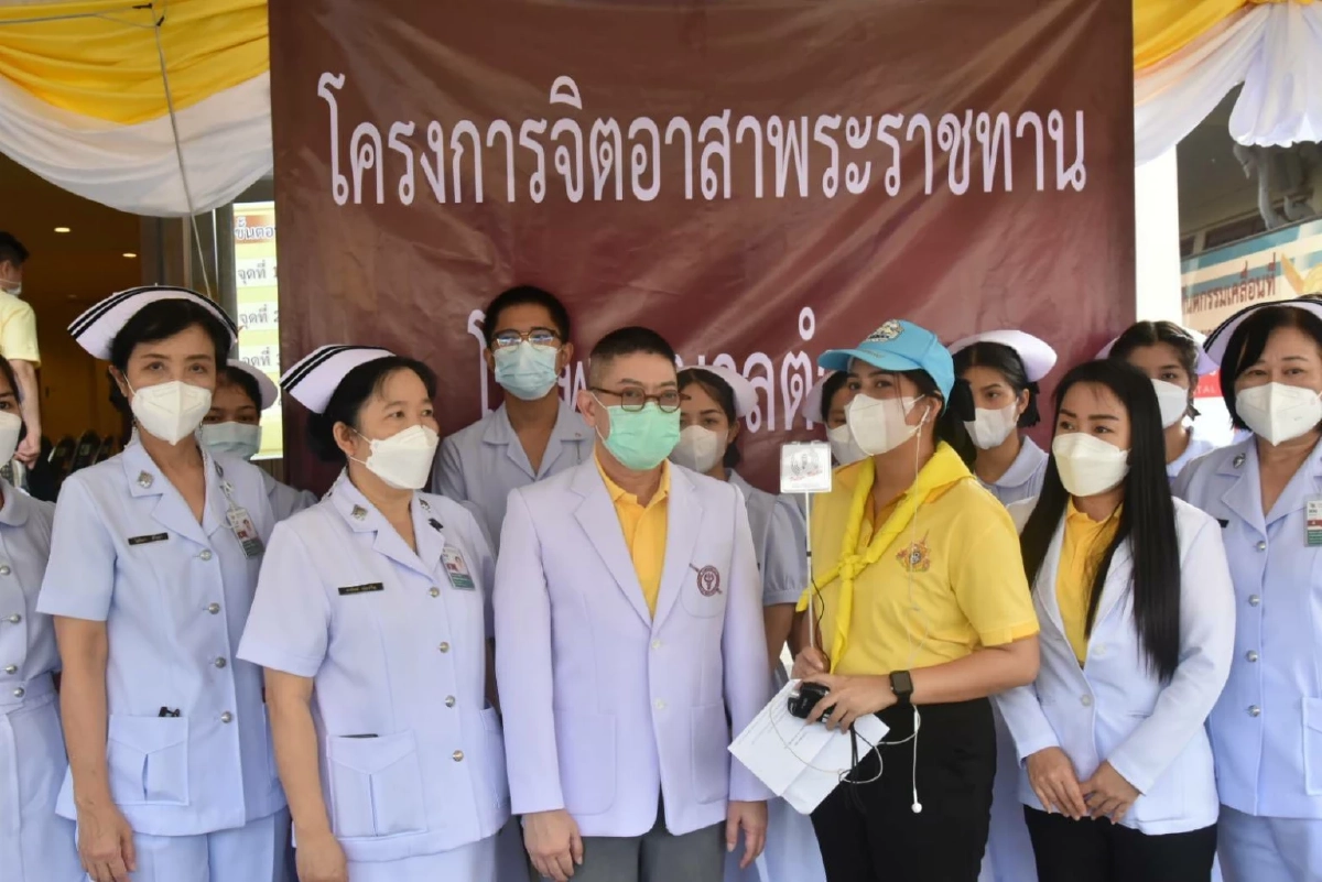 "ตร." จัด "จิตอาสาพระราชทานรอบเขตพระราชฐาน" เฉลิมพระเกียรติในหลวงร.10