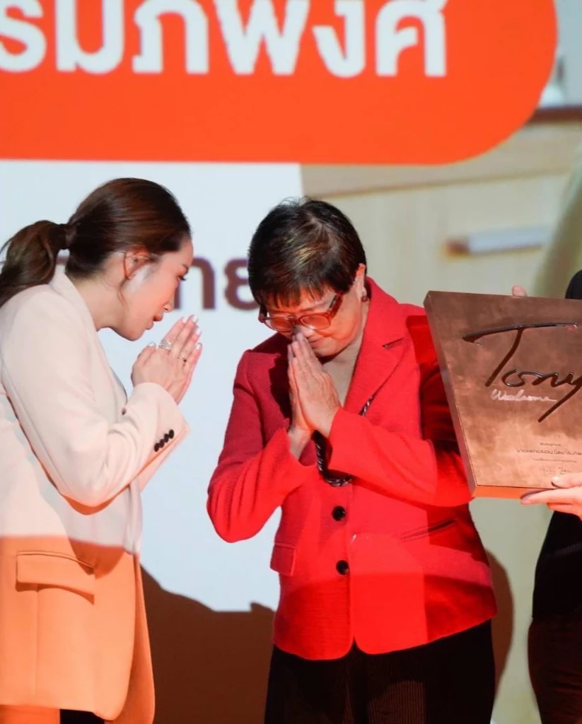 "อุ๊งอิ๊ง" หวัง  "Care - คิดเคลื่อนไทย" ต้นทางเปลี่ยนแปลงประเทศ