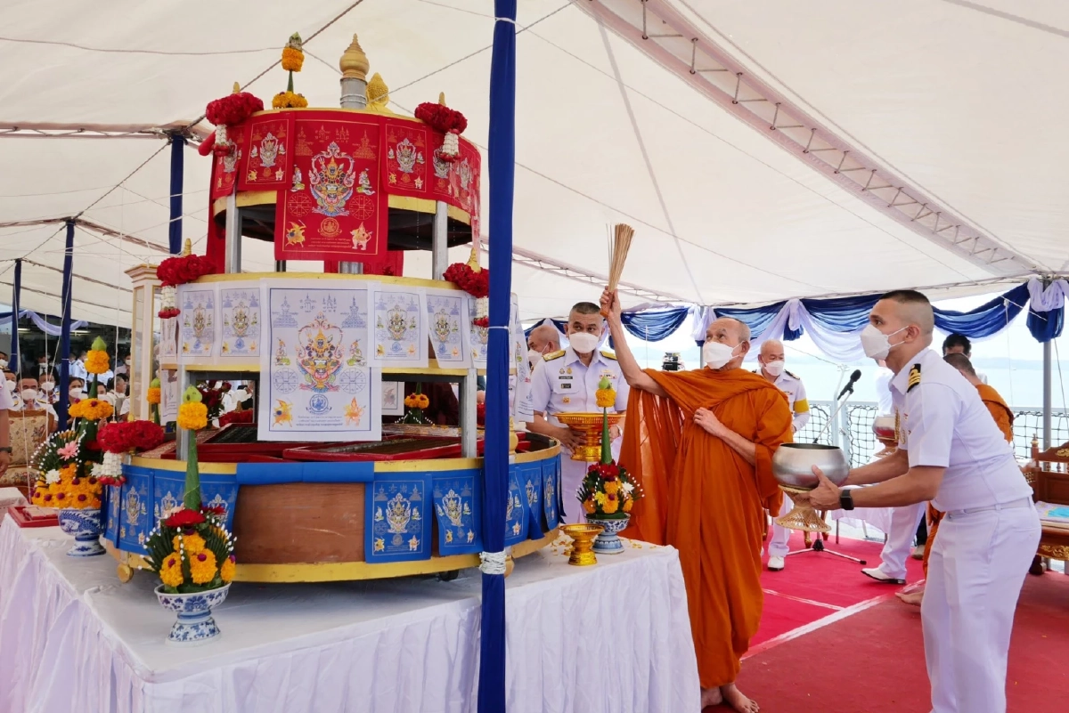 พระเสด็จกลับ ภาพจาก มูลนิธิราชสกุลอาภากรฯ