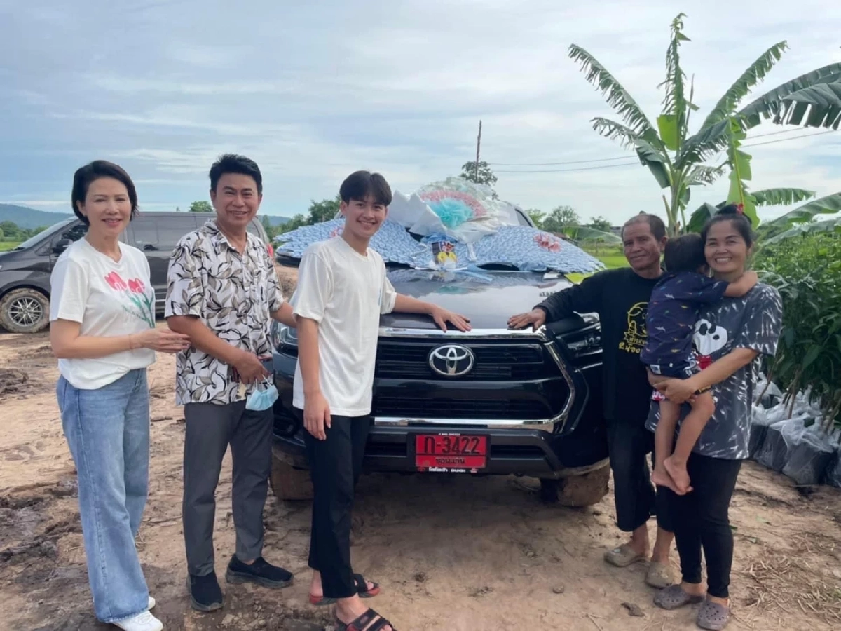 เลขเด็ด 16/7/65 รถใหม่ "ต้าวหยอง"  ป้ายแดง 4 ตัว ขอบคุณทุกคนที่ทำให้มีวันนี้