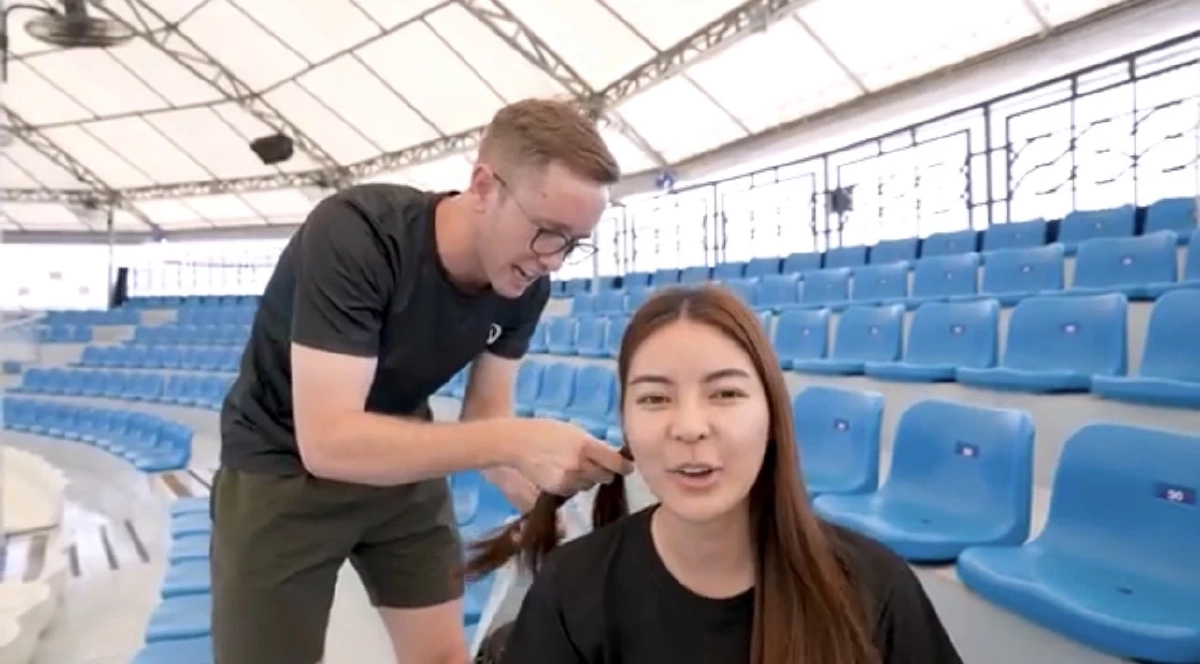 มุ้งมิ้ง "เอวา" เปิดความลับ ผมเปียน่ารักของหนู เป็นฝีมือช่างคนนี้?