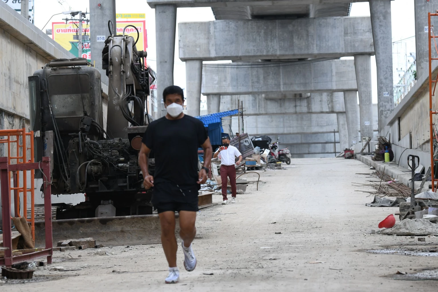 "ชัชชาติ" เผย หาบเร่-แผงลอยเป็นวิถีชีวิตควรต้องมี แต่ต้องเป็นระเบียบ