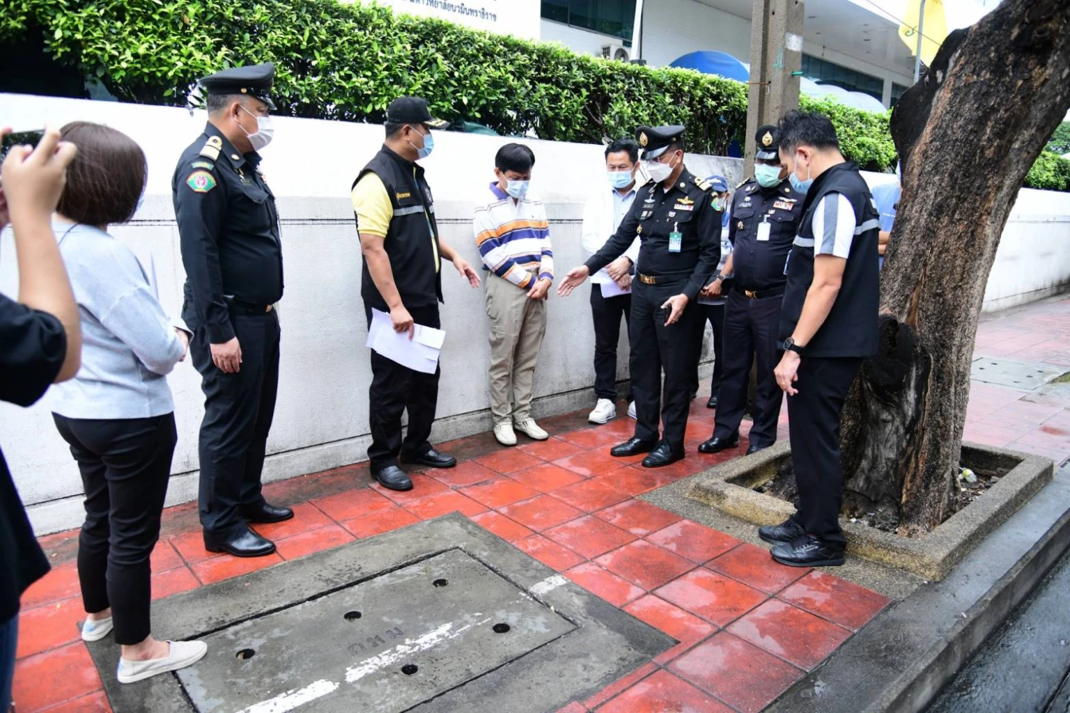 "กทม"ตรวจ 8 จุด การค้าย่านดุสิต แชร์พื้นที่ทางเท้าและคนเดินถนนใช้ร่วมกัน