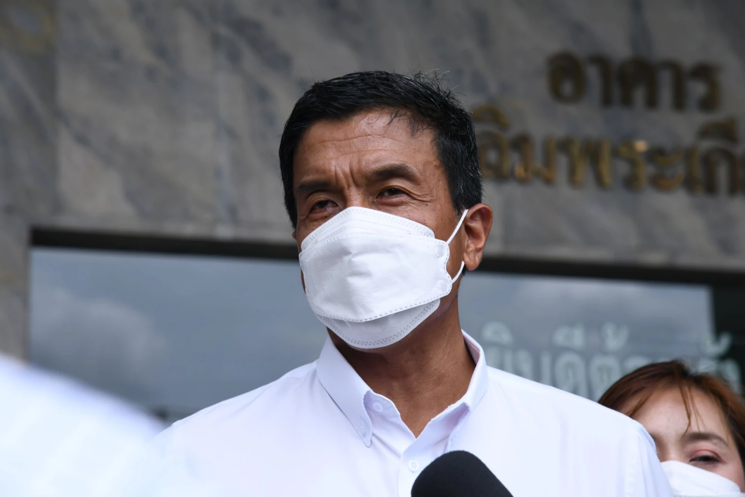 "ชัชชาติ" ให้กำลังใจบุคลากรทางการแพทย์ช่วงหยุดยาว พร้อมติดตาม"โควิด-19"