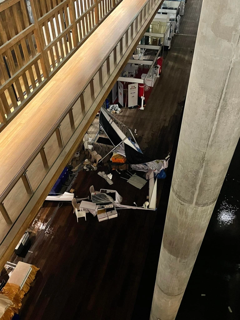 น้ำรั่ว "อาคารรัฐสภา"หมื่นล้าน ซ้ำซาก สรุปเป็นภาพเก่า