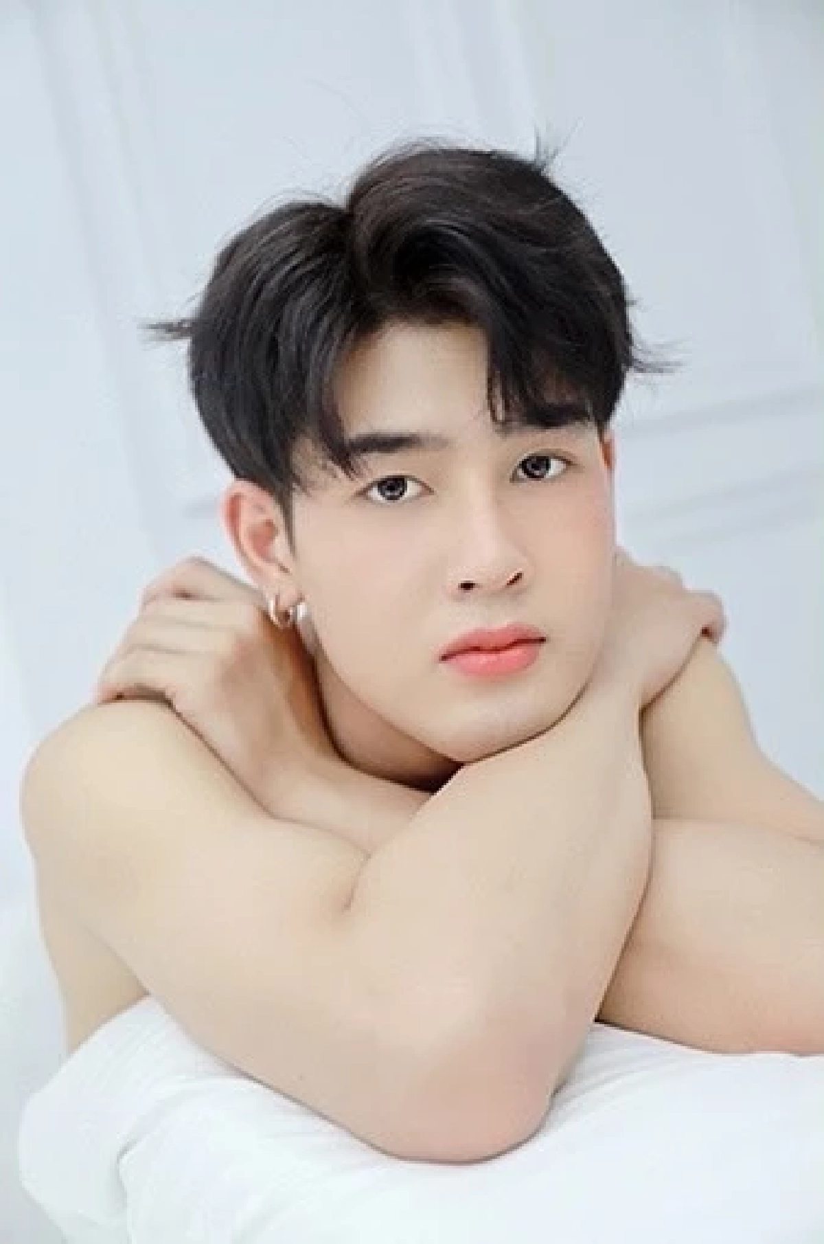 4 นักแสดงรุ่นใหม่ ถ่ายทอด \"ซีรีส์วาย\" ลงจอตั้ง ในแพลตฟอร์ม \"Tiktok\"