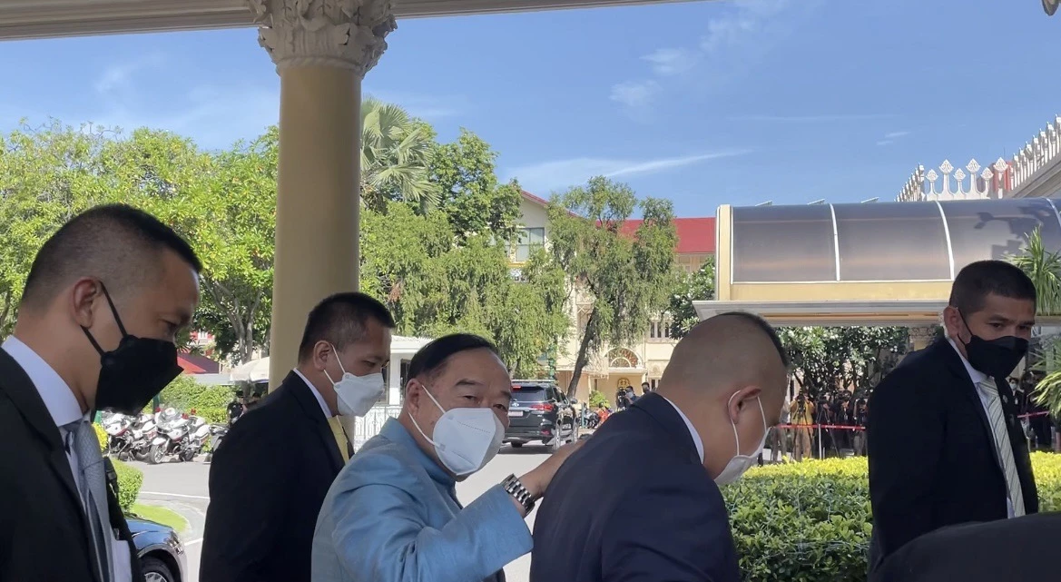 ปชป. กังวล โหวต "อภิปรายไม่ไว้วางใจ" อาจเสียงแตก