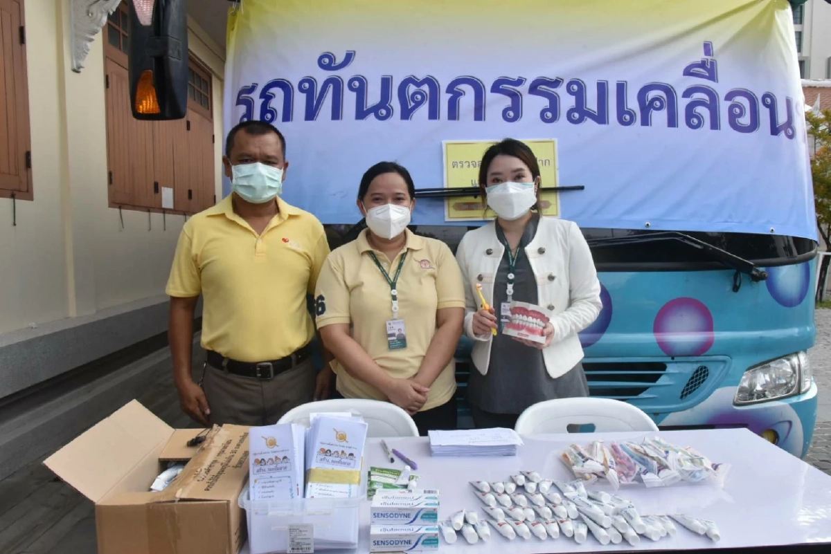 "ตร." จัด "จิตอาสาพระราชทานรอบเขตพระราชฐาน" เฉลิมพระเกียรติในหลวงร.10