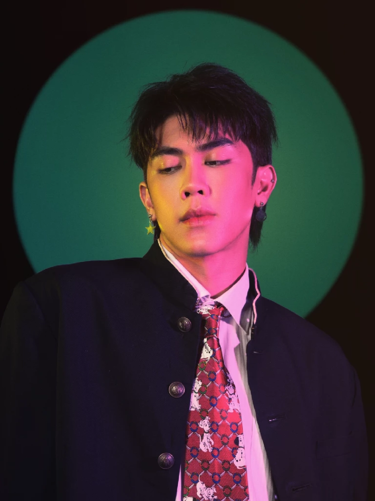 "ติ๊ก เจษฎาภรณ์" ออกโรงเอง ปล่อยภาพซิงเกิ้ลใหม่ PROXIE "คนไม่คุย" สุดปัง