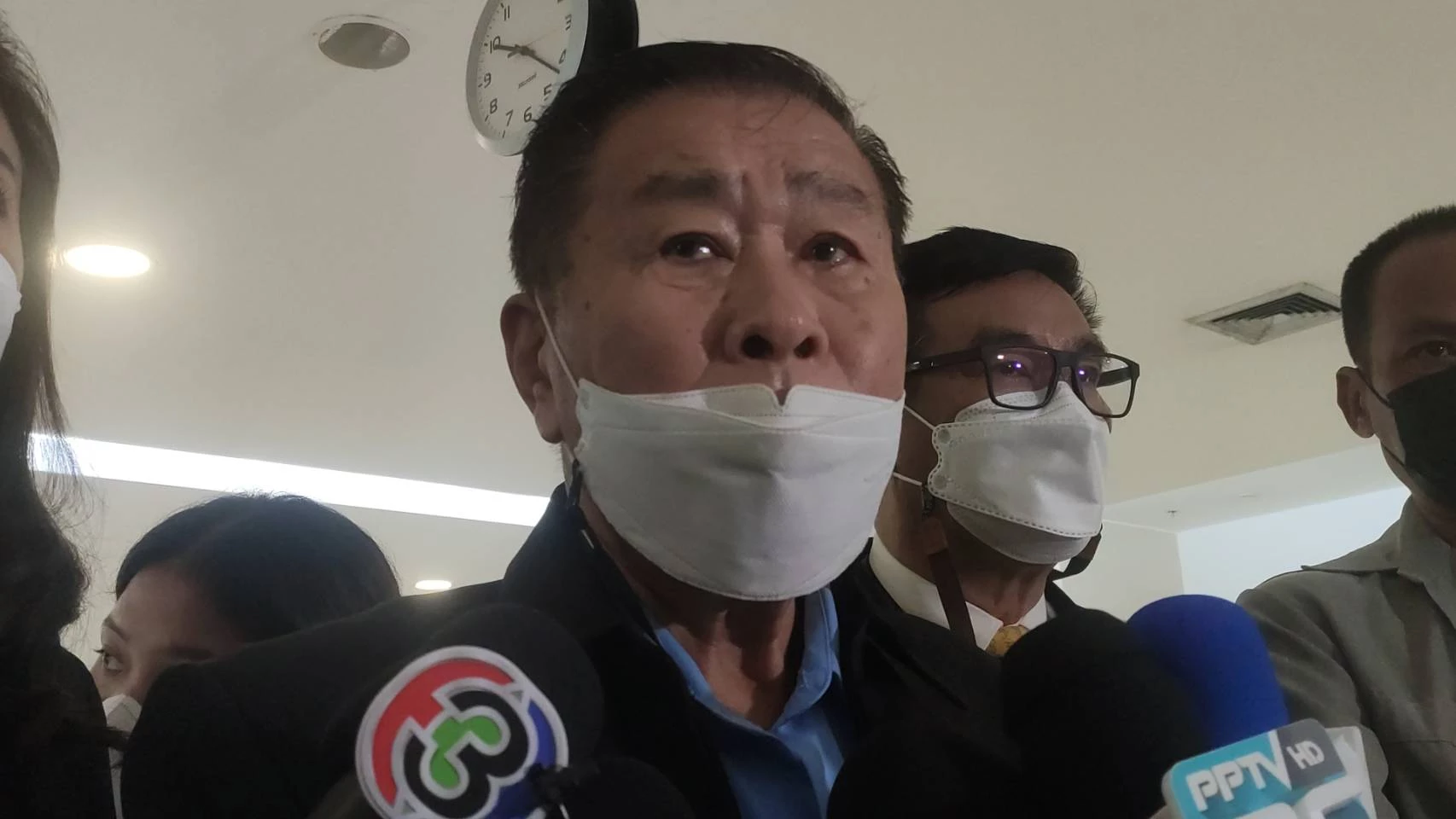  พล.ต.อ.เสรีพิศุทธ์ เตมียเวส หัวหน้าพรรคเสรีรวมไทย