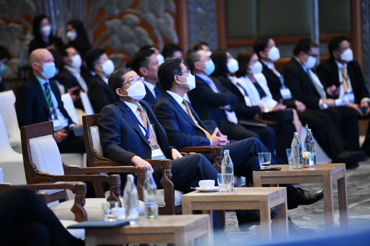 "ชัชชาติ" พร้อมเปิดเมือง เน้นความโปร่งใส ความมั่นใจและความหวังให้นักลงทุน