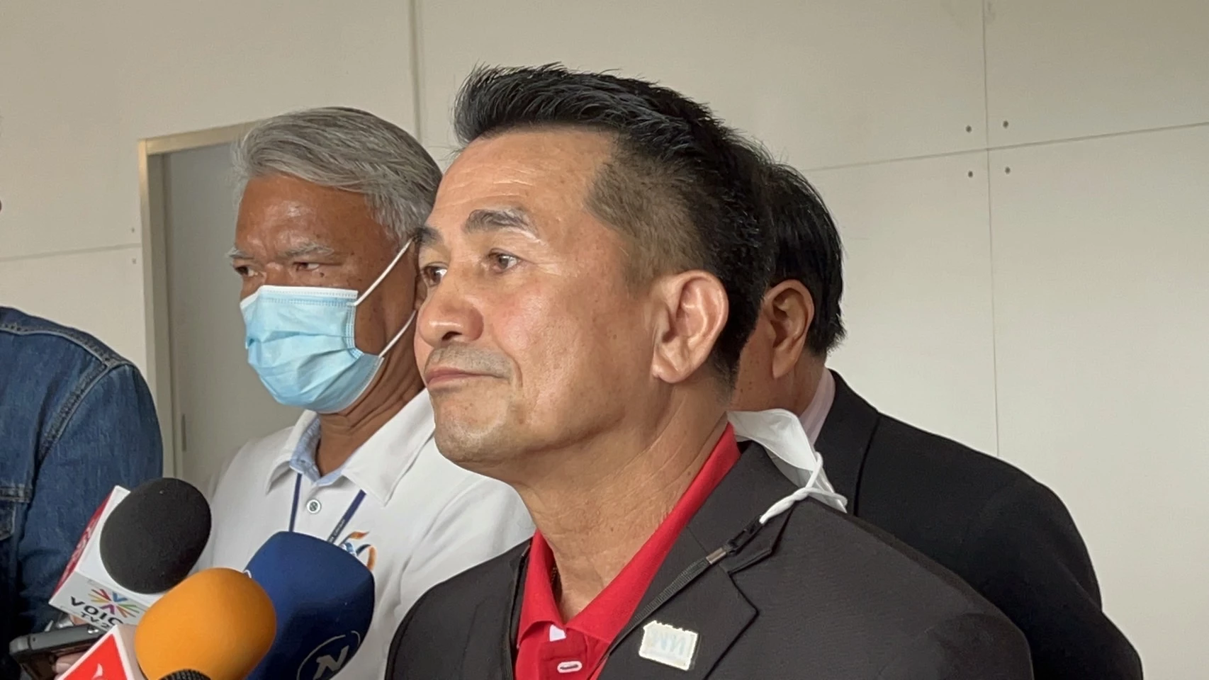 ชลน่าน ศรีแก้ว ผู้นำฝ่ายค้านในสภาผู้แทนราษฎร