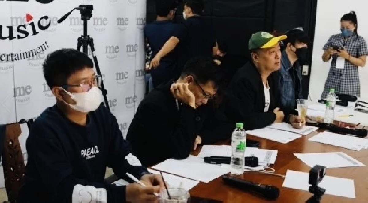  "ครูรัก ศรัทธา" -  โจ ภูมิพัฒน์ พร้อมดัน "ศิลปิน" น้องใหม่ ภายใต้บ้าน ME Music 