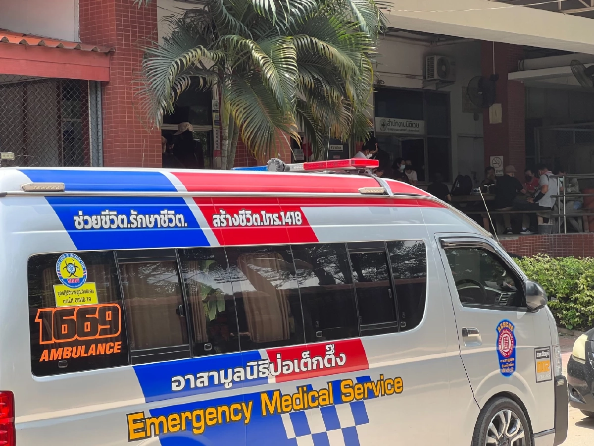 รับศพเด็กนักเรียน